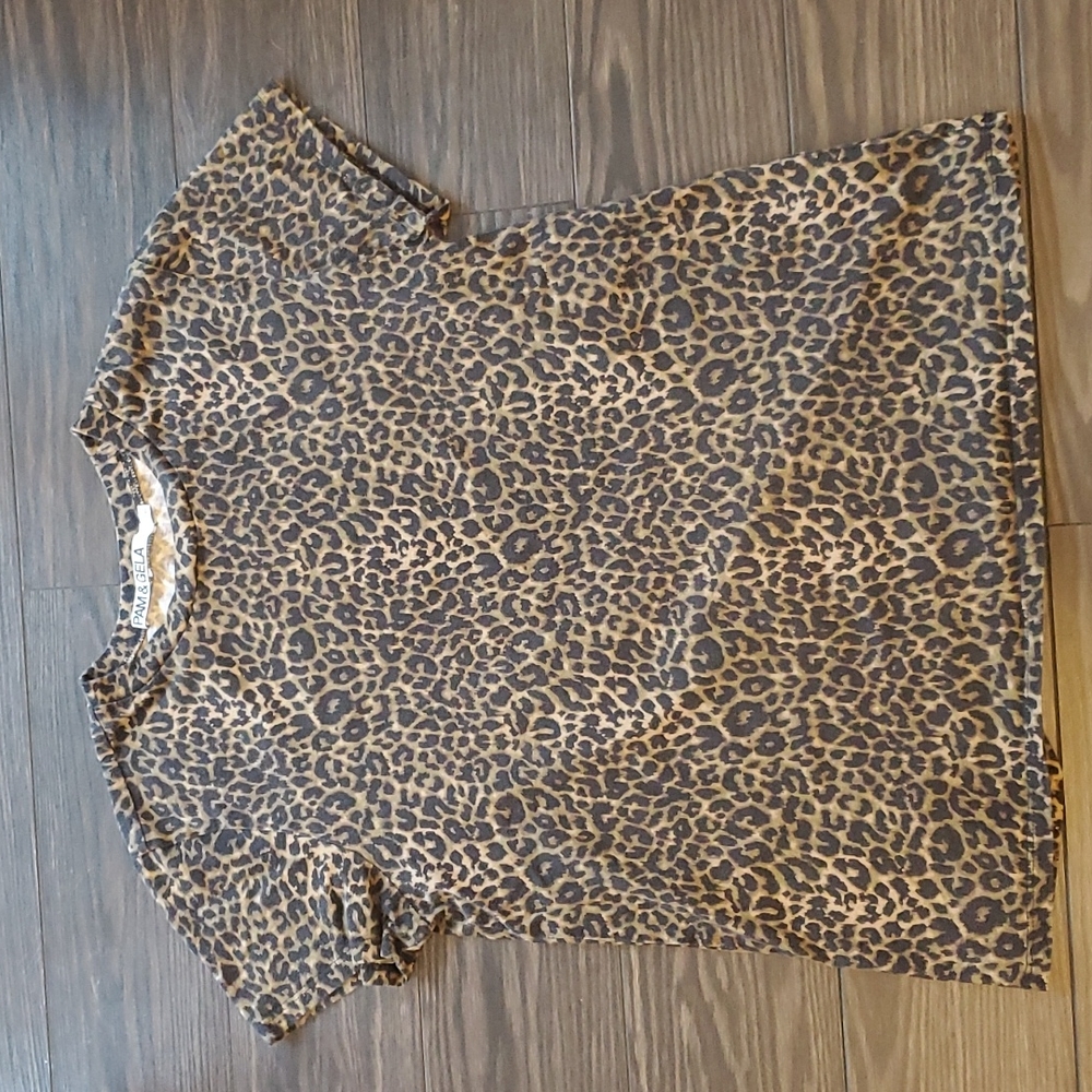 Pam & Gela Print T Shirt Size S